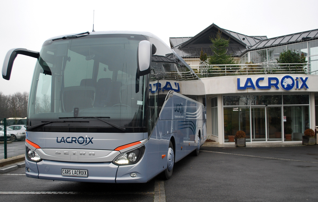 Setra startet als Marktführer bei Reisebussen in Frankreich mit der ComfortClass 500