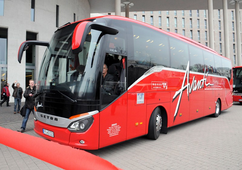 Neue Setra ComfortClass 500 zur längsten Busreise der Welt gestartet