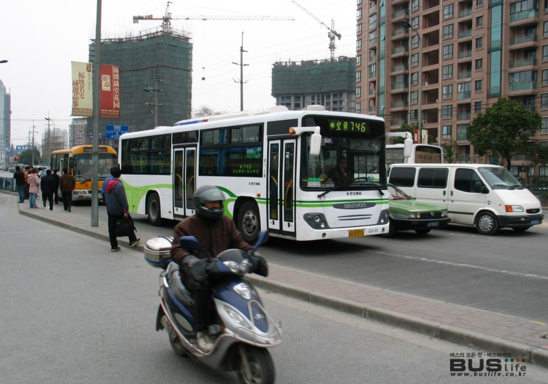 중국 상하이 시내버스